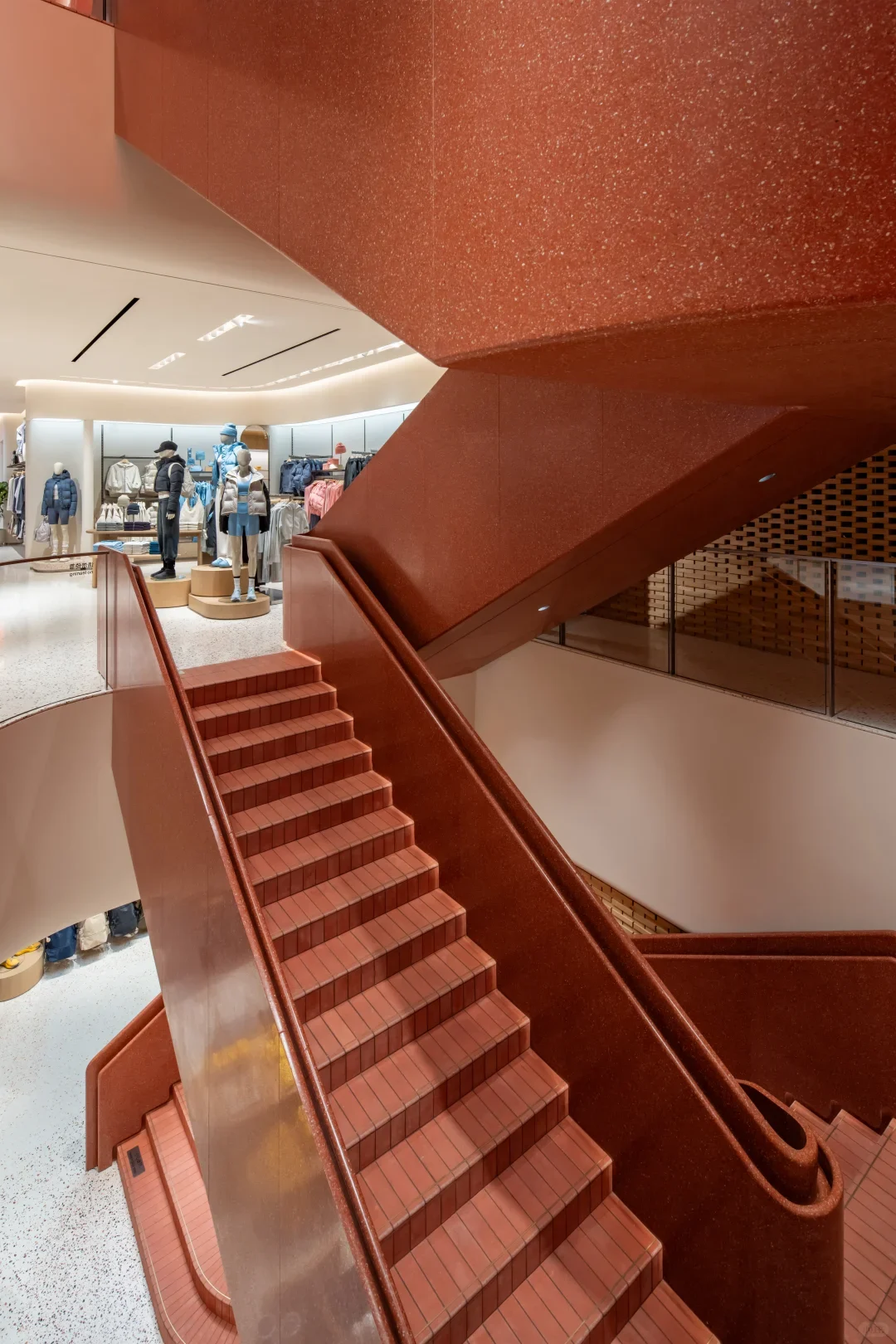 微信图片 20260928174227 5617 5 from On-site photos of the lululemon project at Chunxi Road in Chengdu by CLEM Stone Tiles